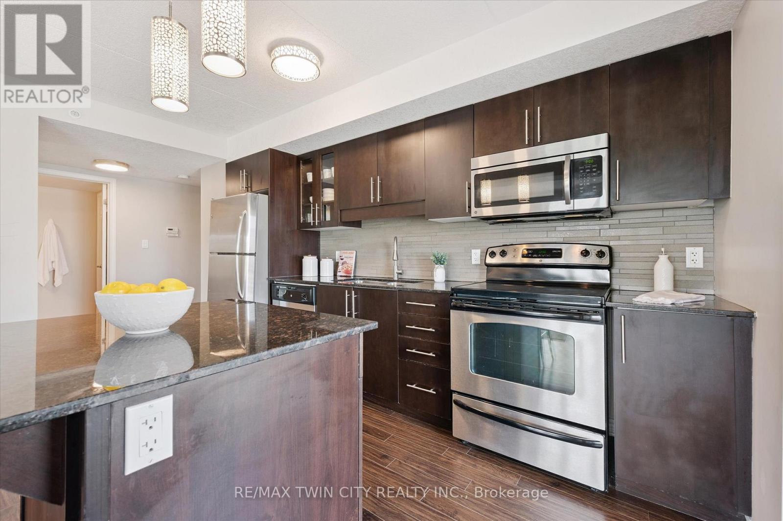 301 - 776 Laurelwood Drive, Waterloo, Ontario  N2V 0A8 - Photo 18 - X12407562
