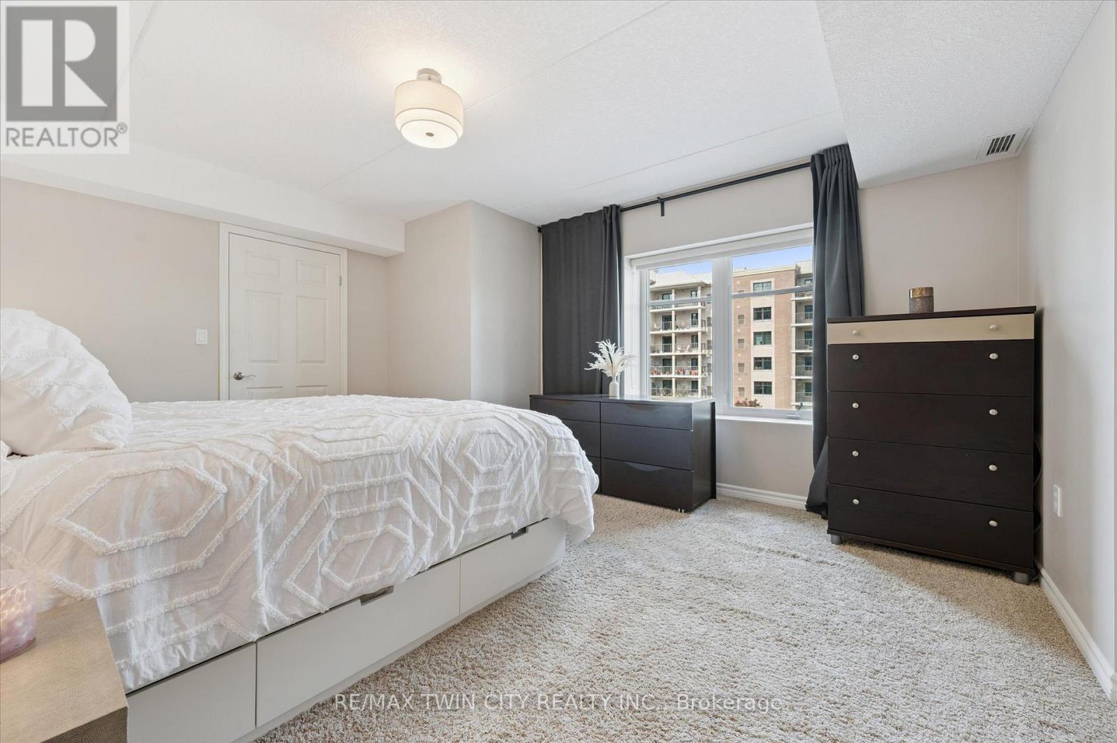 301 - 776 Laurelwood Drive, Waterloo, Ontario  N2V 0A8 - Photo 24 - X12407562
