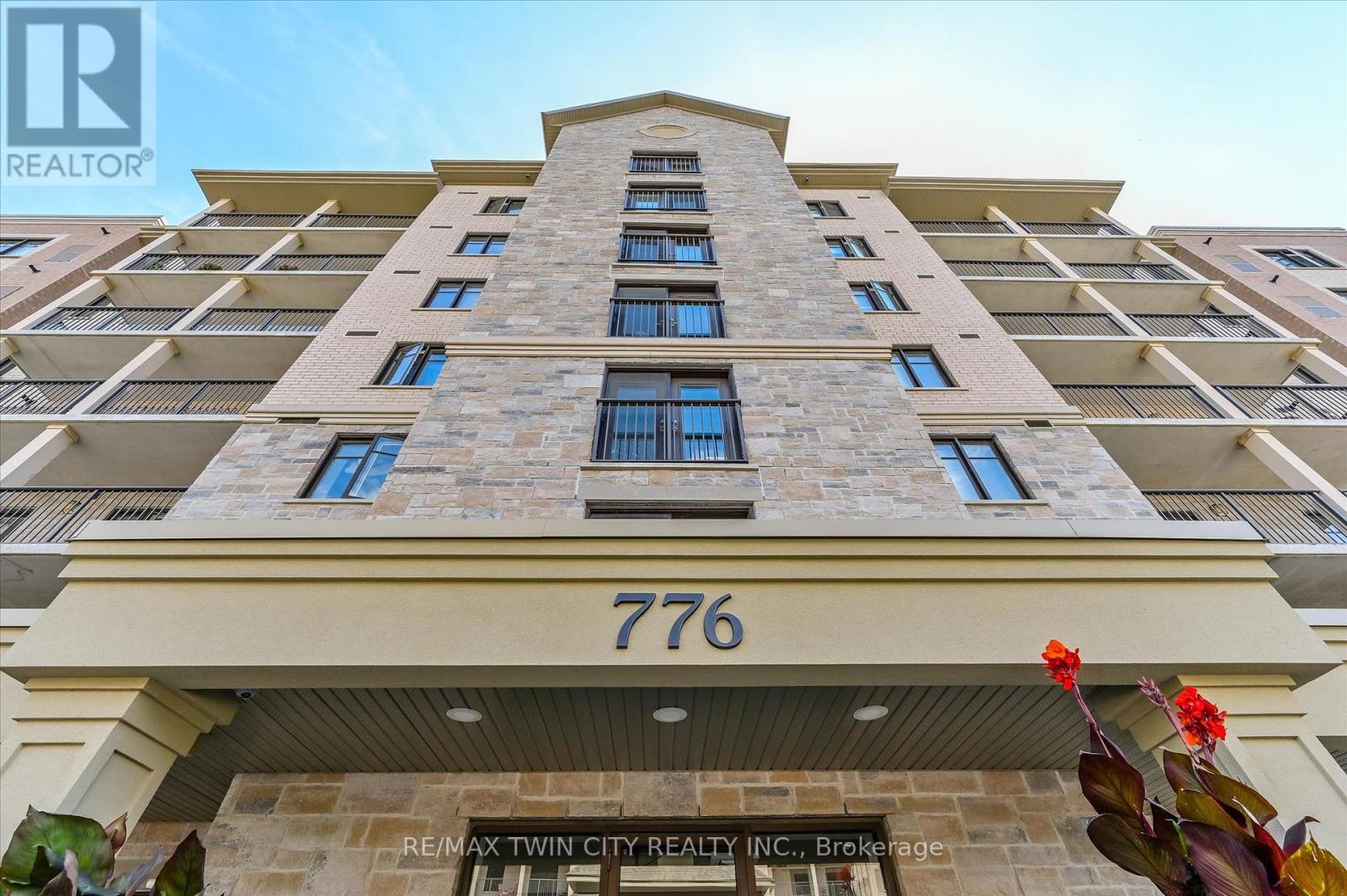 301 - 776 Laurelwood Drive, Waterloo, Ontario  N2V 0A8 - Photo 5 - X12407562