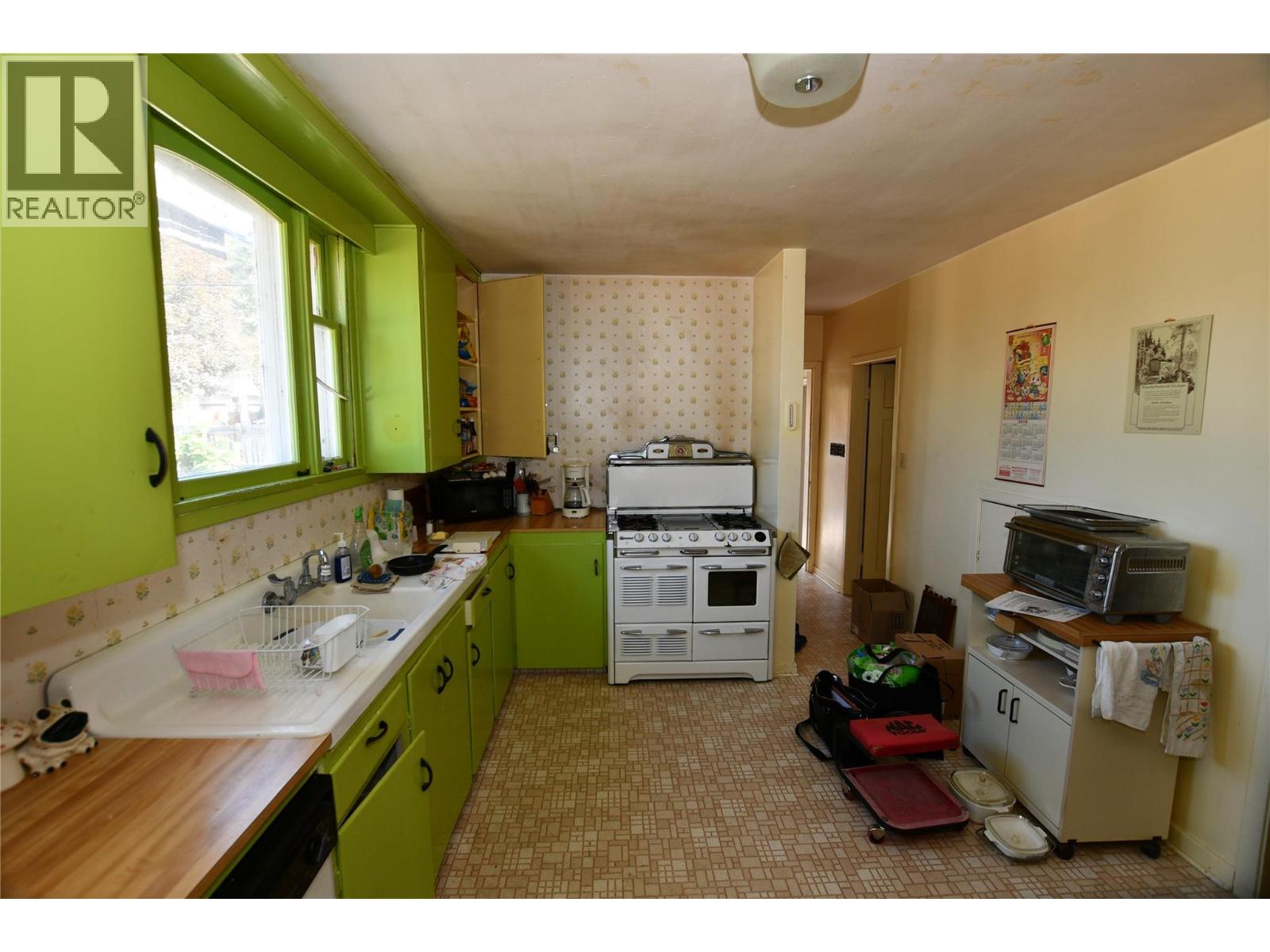 421 Wade Avenue E, Penticton, British Columbia  V2A 1T1 - Photo 19 - 10363040
