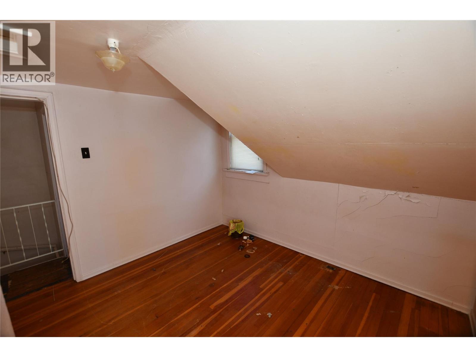 421 Wade Avenue E, Penticton, British Columbia  V2A 1T1 - Photo 29 - 10363040