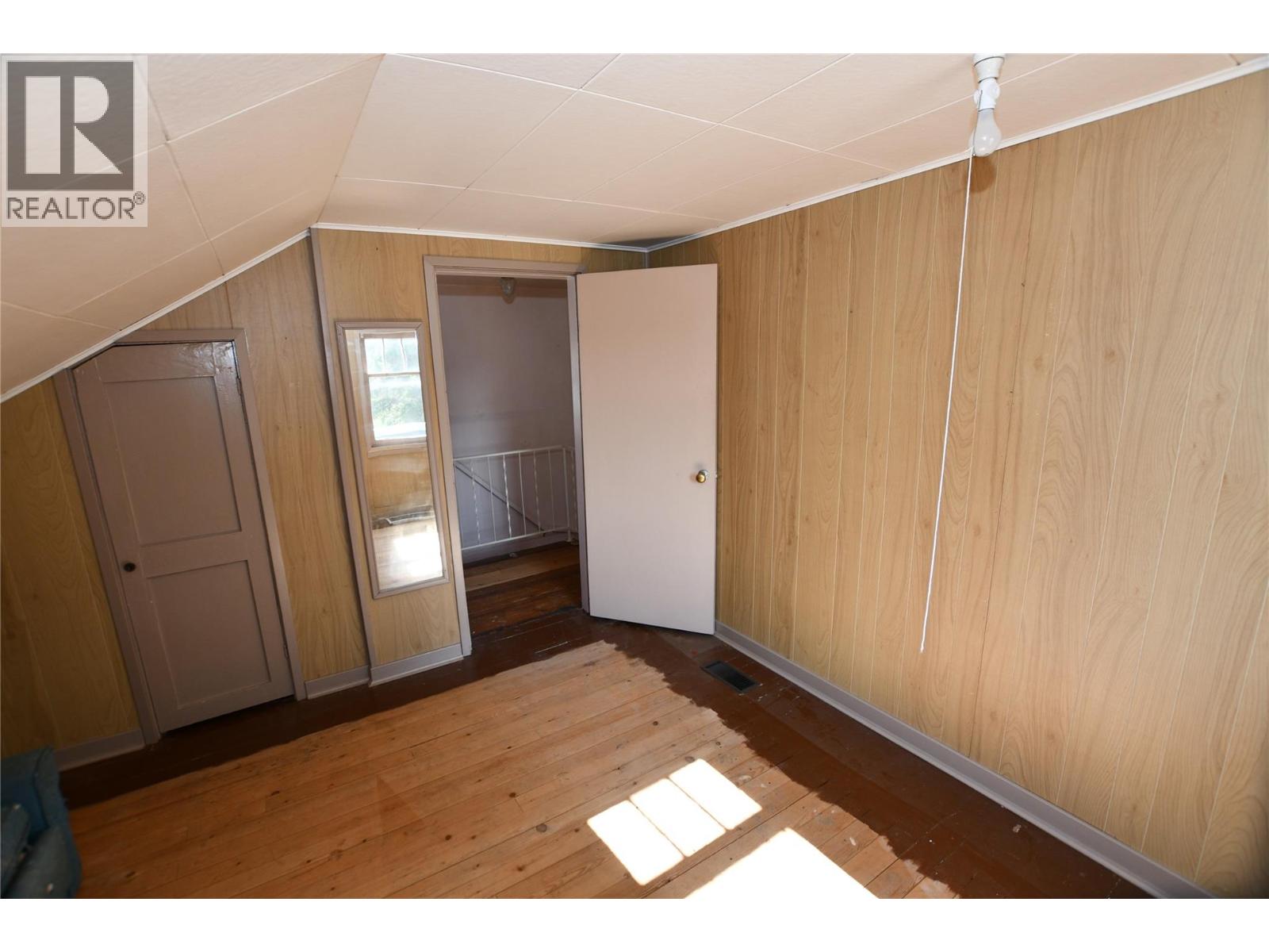 421 Wade Avenue E, Penticton, British Columbia  V2A 1T1 - Photo 28 - 10363040