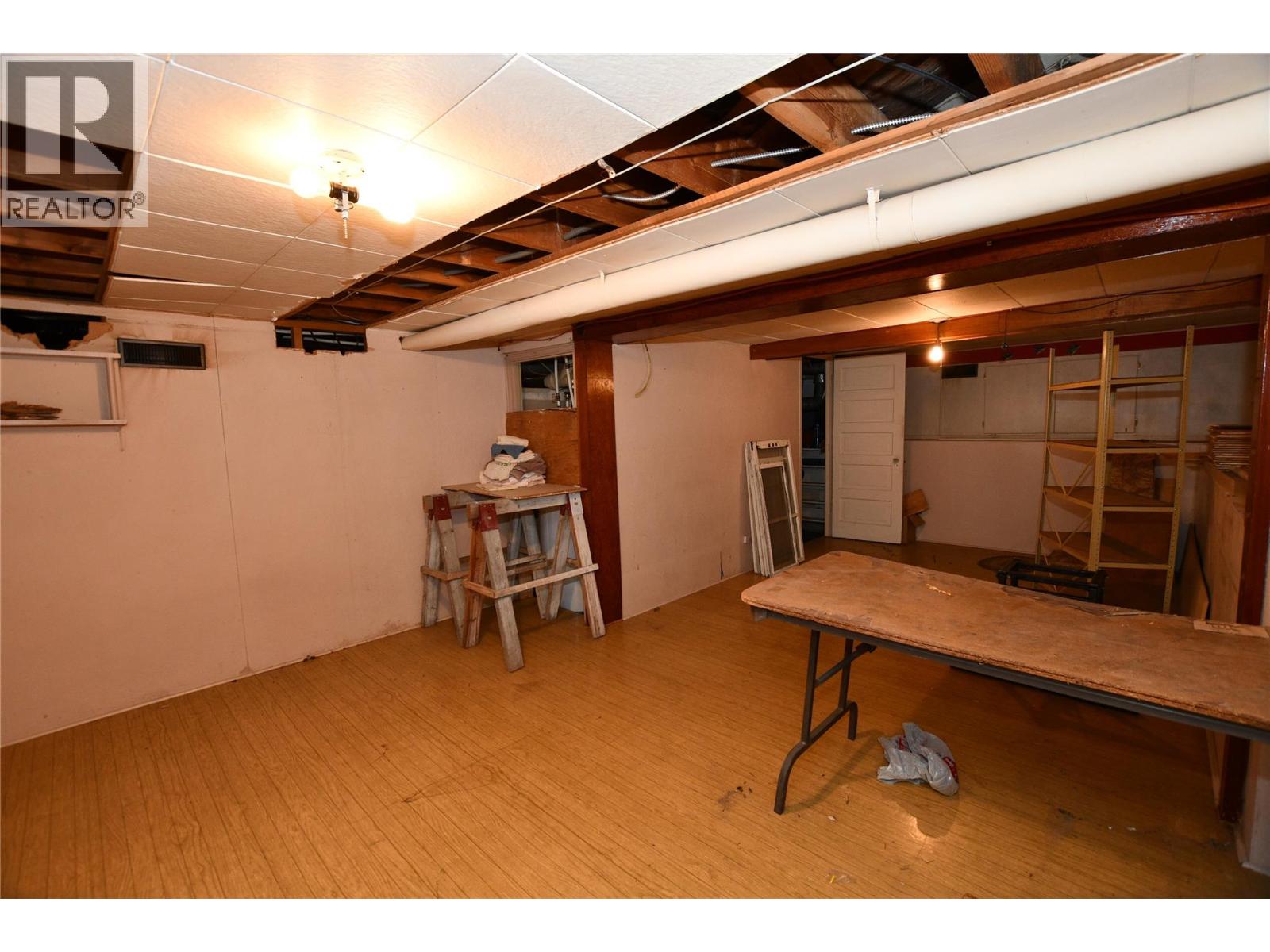 421 Wade Avenue E, Penticton, British Columbia  V2A 1T1 - Photo 32 - 10363040