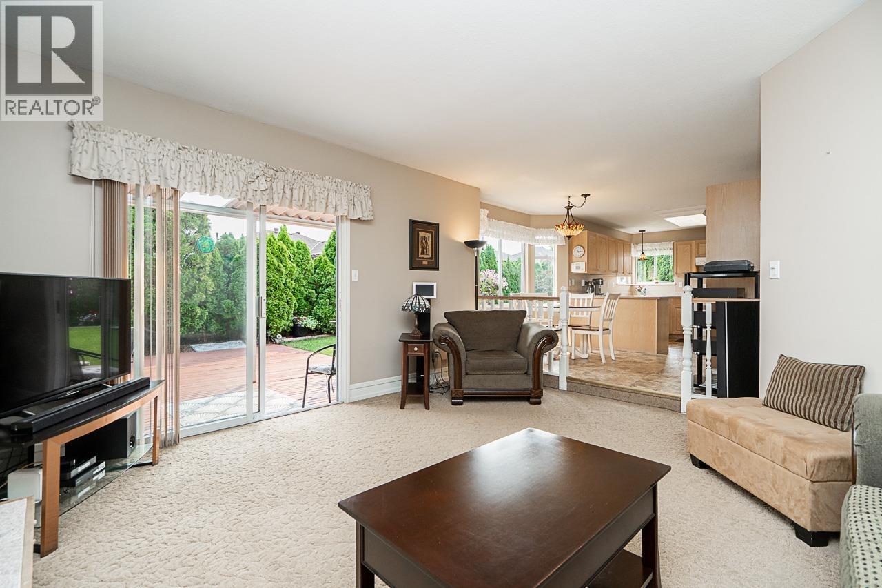 12514 220 Street, Maple Ridge, British Columbia  V2X 0V6 - Photo 16 - R3048589