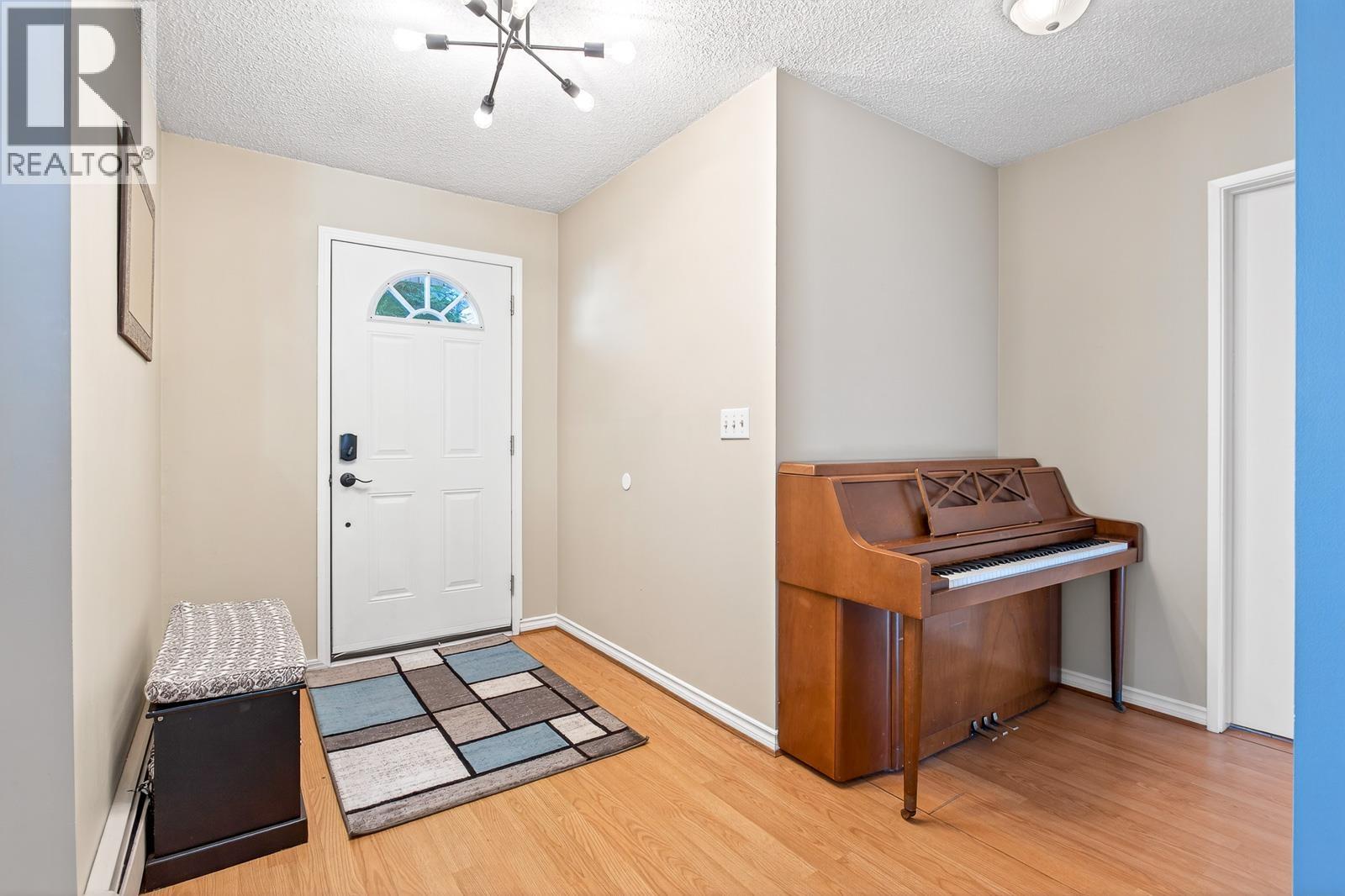 11767 190 Street, Pitt Meadows, British Columbia  V3Y 1Y2 - Photo 5 - R3048593