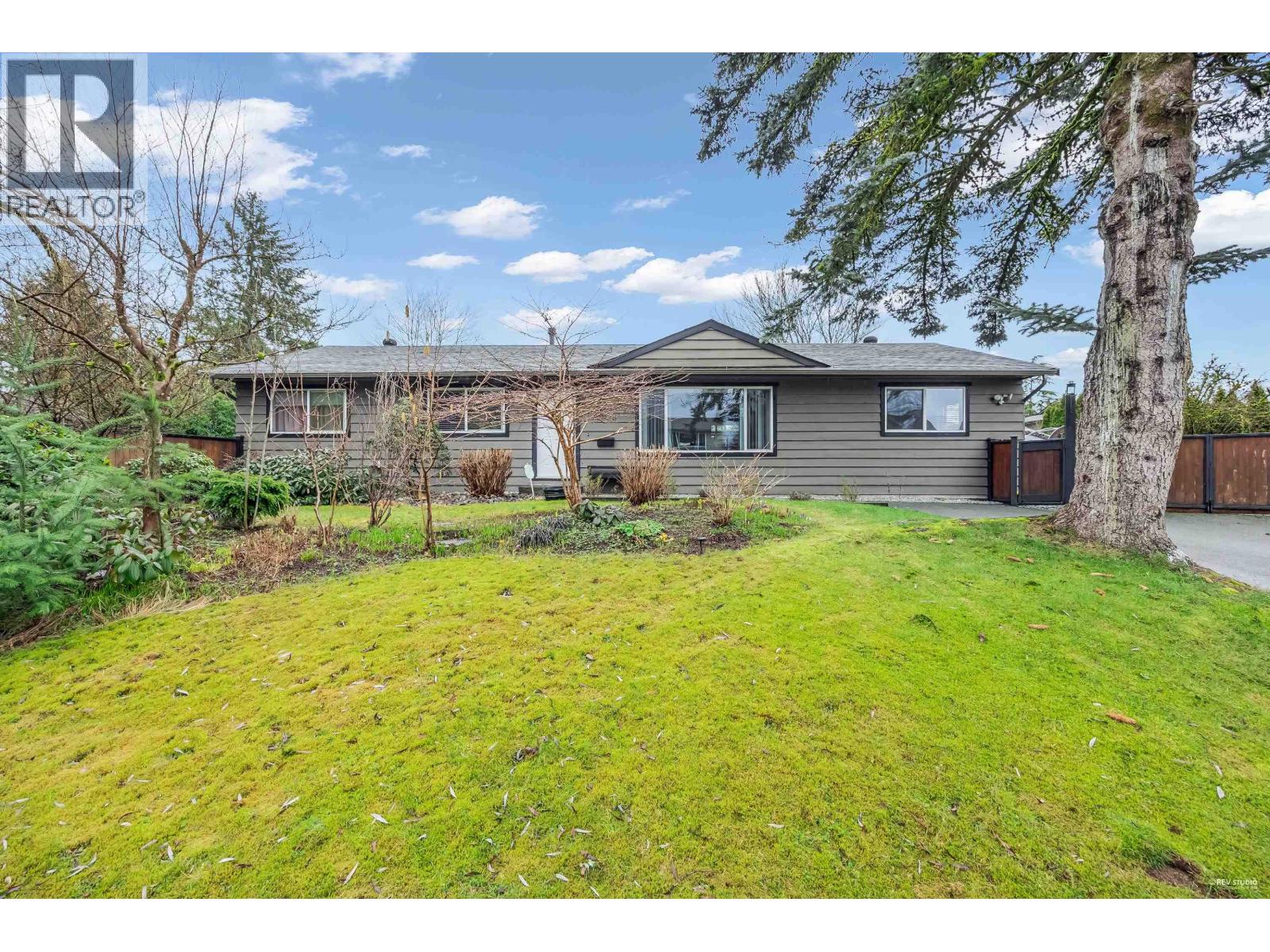 22938 FULLER AVENUE, Maple Ridge, British Columbia