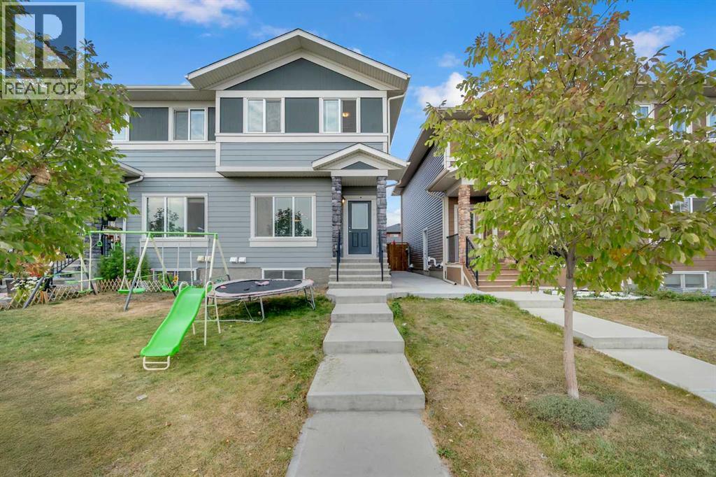 46 Cornerbrook Manor Ne, Calgary, Alberta  T3N 1V2 - Photo 3 - A2257277