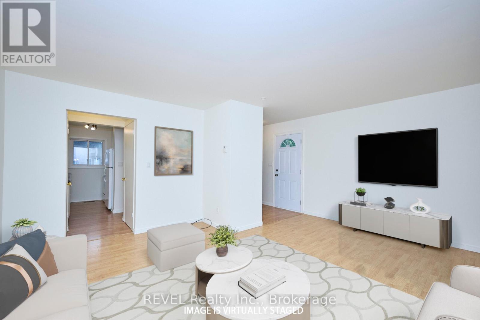 1 - 4215 Meadowvale Drive, Niagara Falls, Ontario  L2E 5W8 - Photo 4 - X12245929