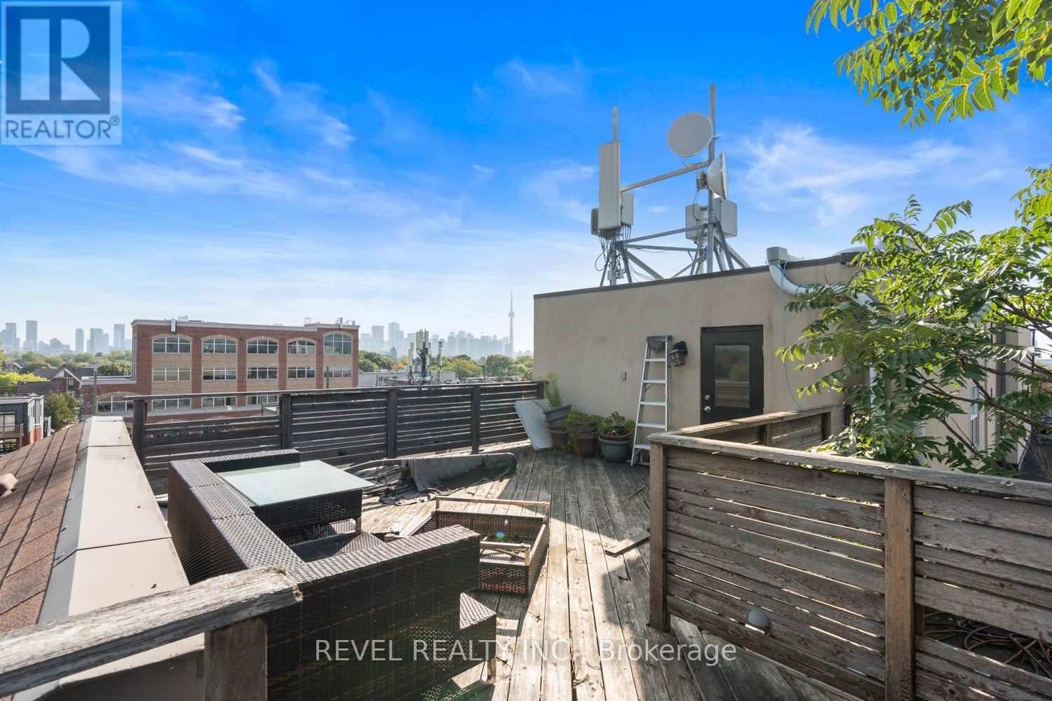 850 College Street, Toronto, Ontario  M6H 1A2 - Photo 33 - C12397967