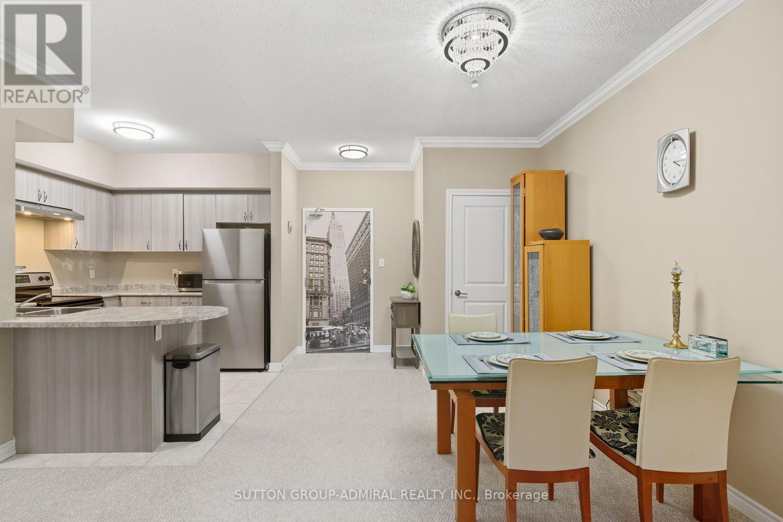 303 - 7 Greenwich Street, Barrie, Ontario  L4N 7Y8 - Photo 10 - S12392272