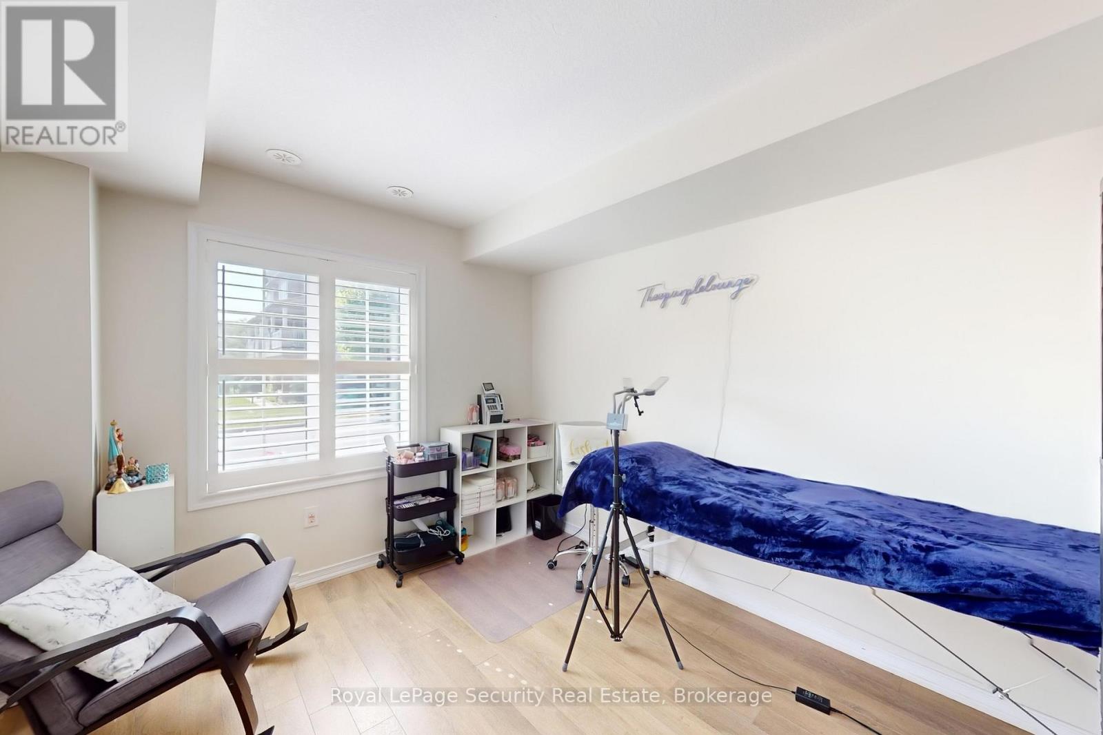 55 Golden Springs Drive, Brampton, Ontario  L7A 0C7 - Photo 40 - W12400781