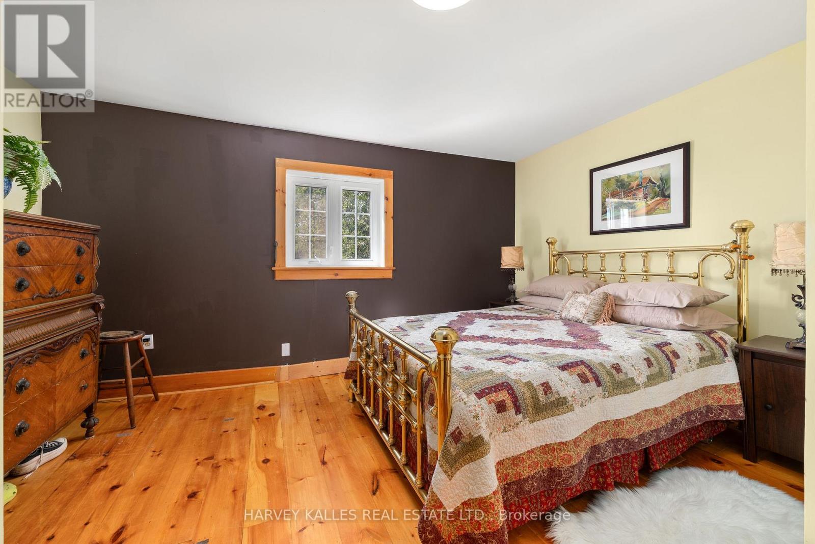 13667 Loyalist Parkway, Prince Edward County, Ontario  K0K 2T0 - Photo 21 - X12369439