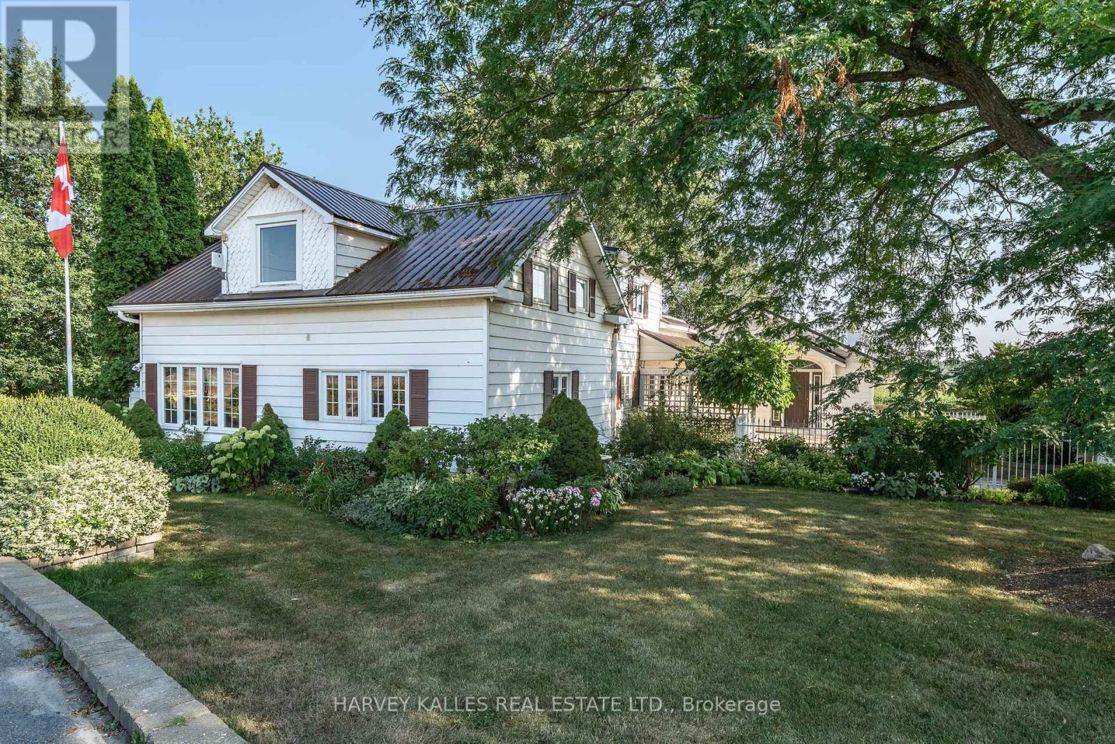 13667 Loyalist Parkway, Prince Edward County, Ontario  K0K 2T0 - Photo 2 - X12369439