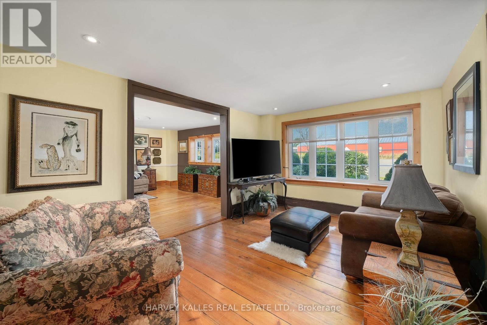 13667 Loyalist Parkway, Prince Edward County, Ontario  K0K 2T0 - Photo 16 - X12369439