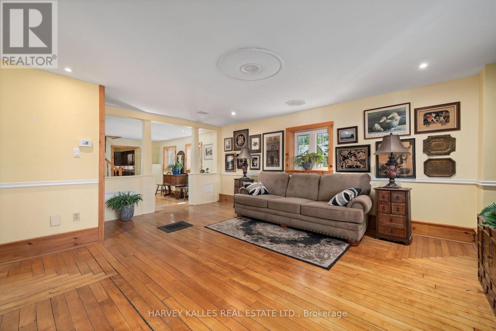 13667 Loyalist Parkway, Prince Edward County, Ontario  K0K 2T0 - Photo 13 - X12369439