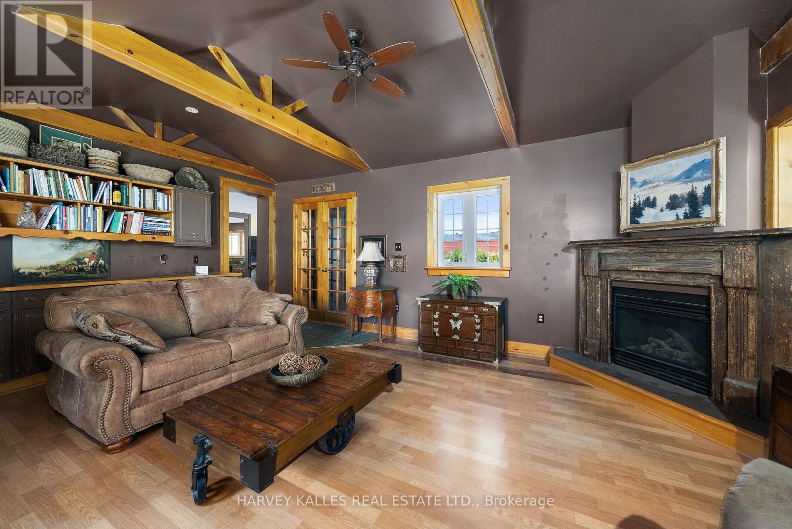 13667 Loyalist Parkway, Prince Edward County, Ontario  K0K 2T0 - Photo 18 - X12369439