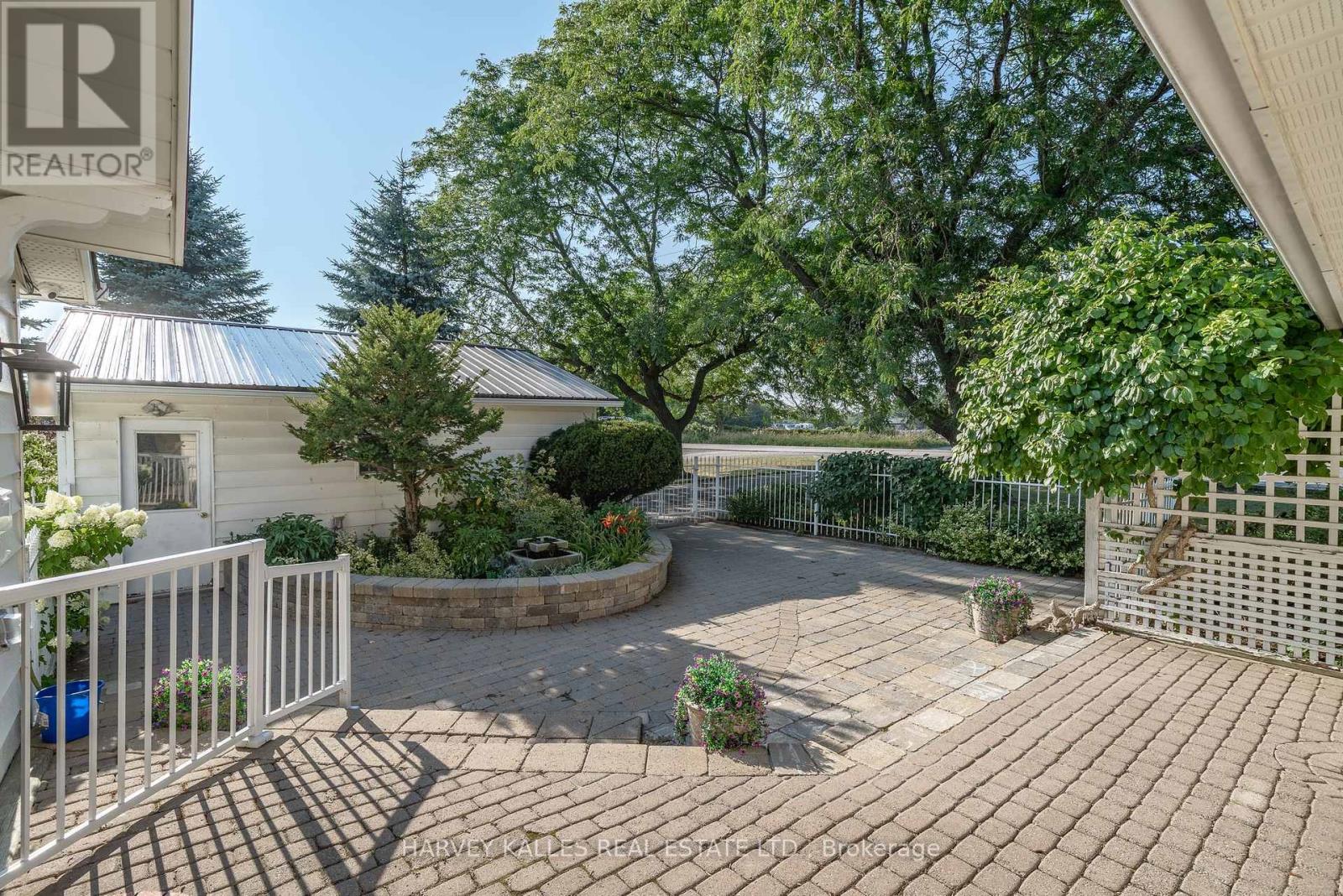 13667 Loyalist Parkway, Prince Edward County, Ontario  K0K 2T0 - Photo 41 - X12369439