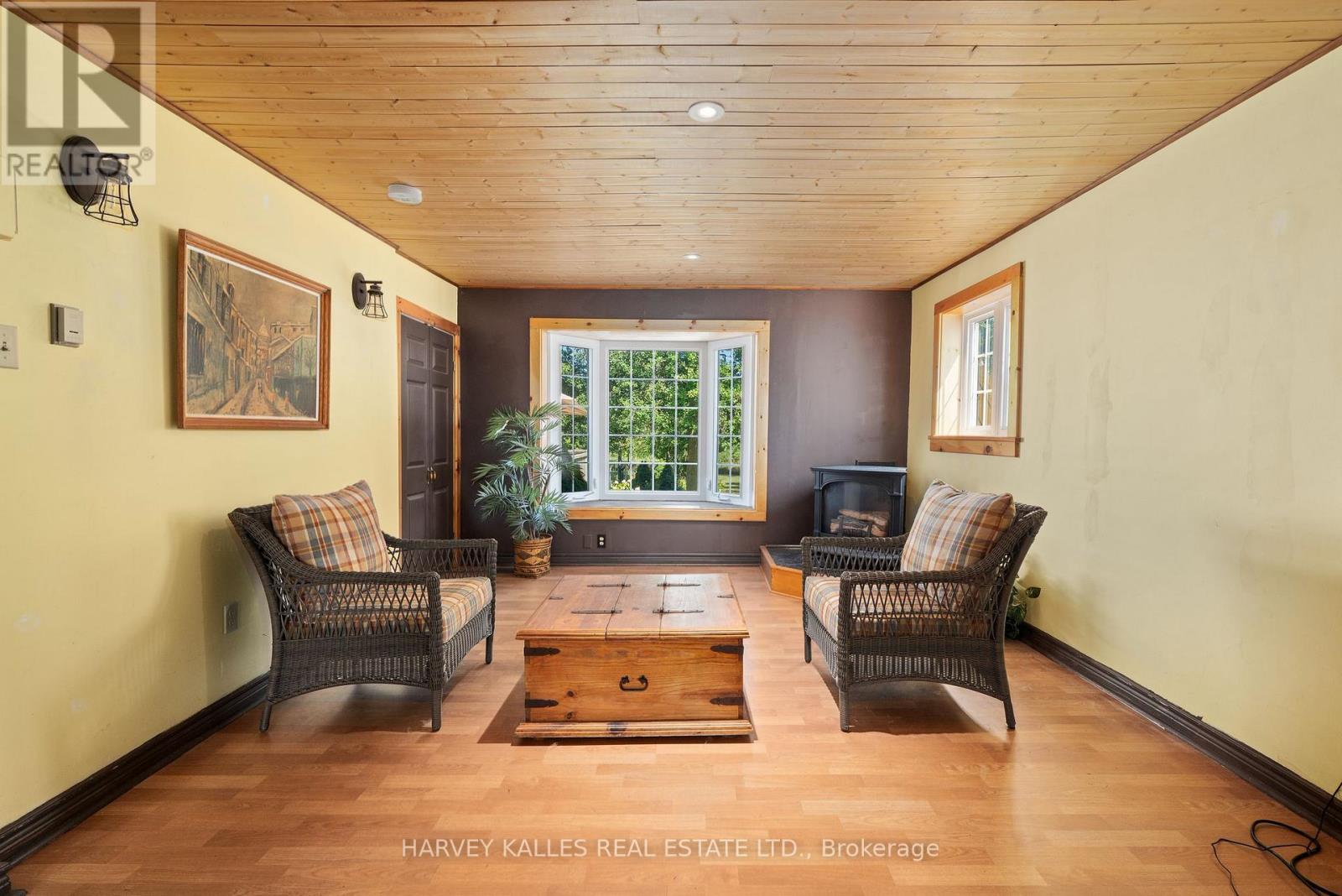 13667 Loyalist Parkway, Prince Edward County, Ontario  K0K 2T0 - Photo 9 - X12369439