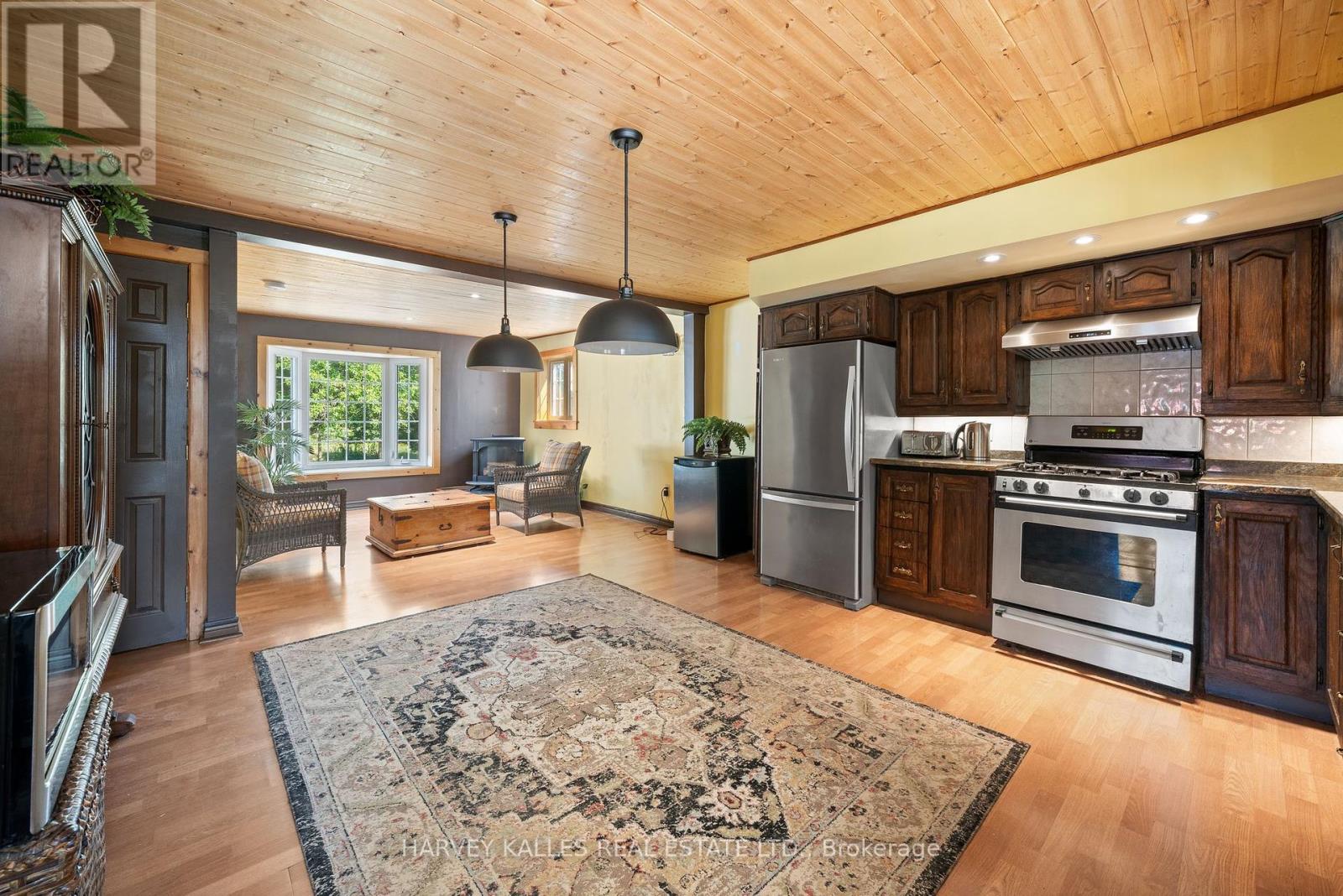 13667 Loyalist Parkway, Prince Edward County, Ontario  K0K 2T0 - Photo 6 - X12369439