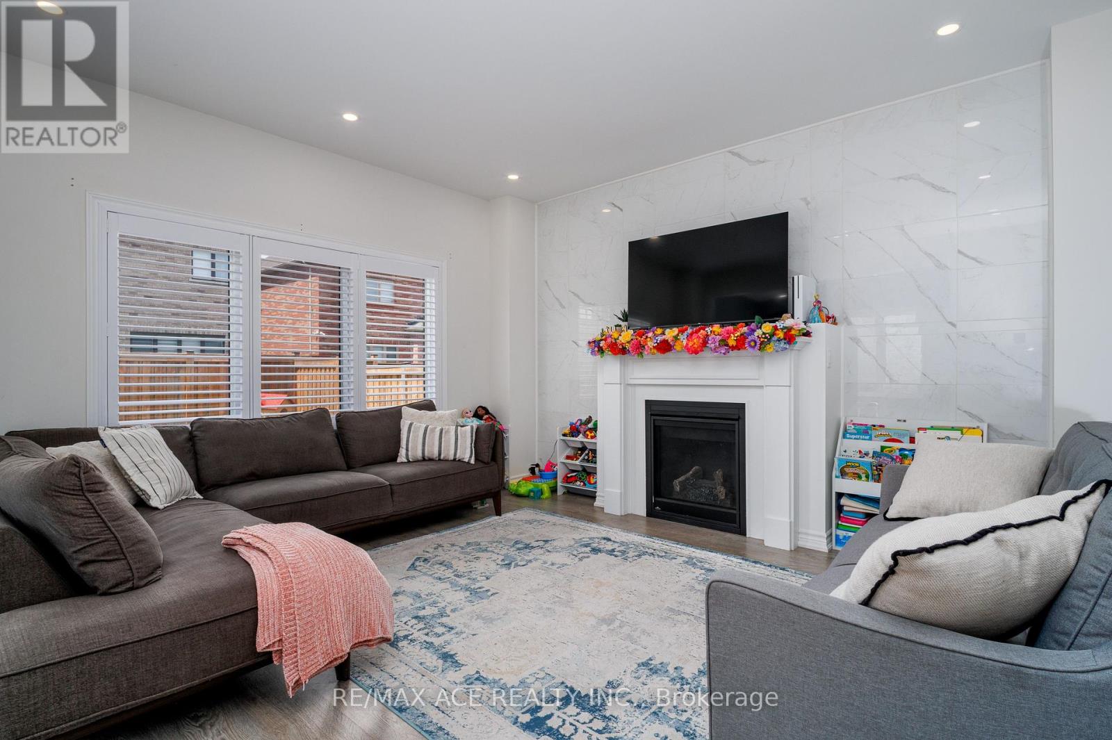 34 Albert Christie Street, Clarington, Ontario  L1C 0T5 - Photo 9 - E12407690