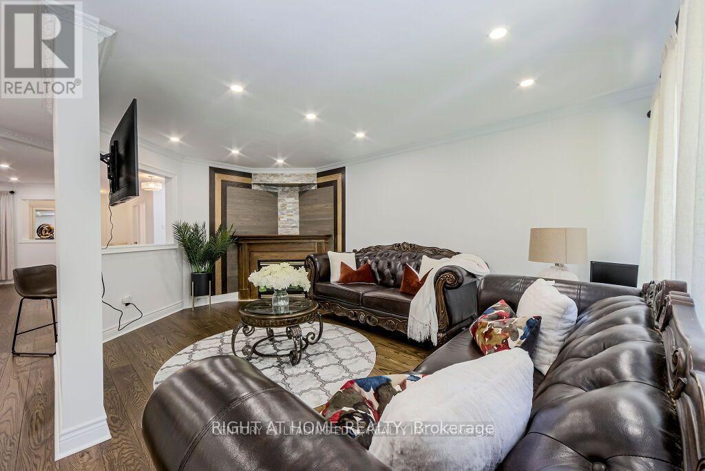 33 Markwood Crescent, Whitby, Ontario  L1R 2S3 - Photo 17 - E12407693