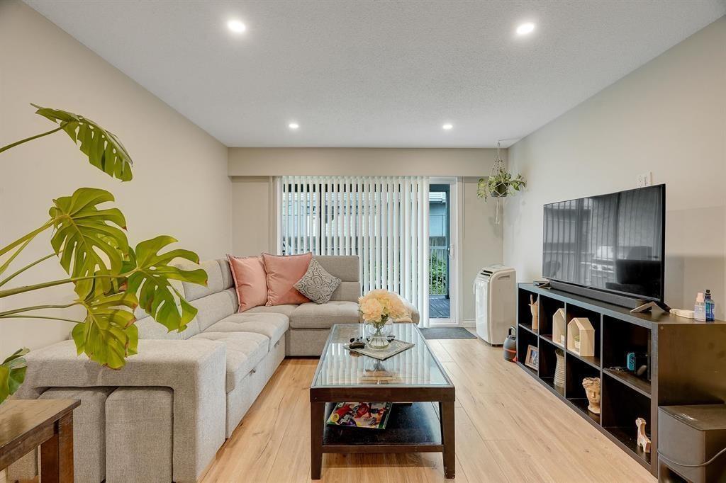 121 32850 GEORGE FERGUSON WAY, Abbotsford, British Columbia