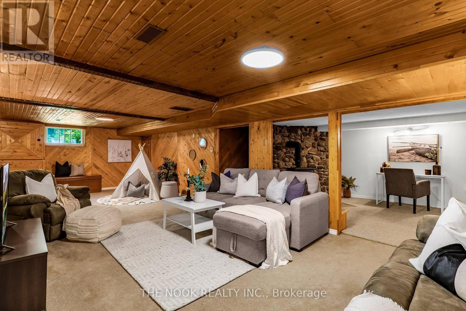 201 Ski Hill Road, Kawartha Lakes, Ontario  L0A 1A0 - Photo 22 - X12407708