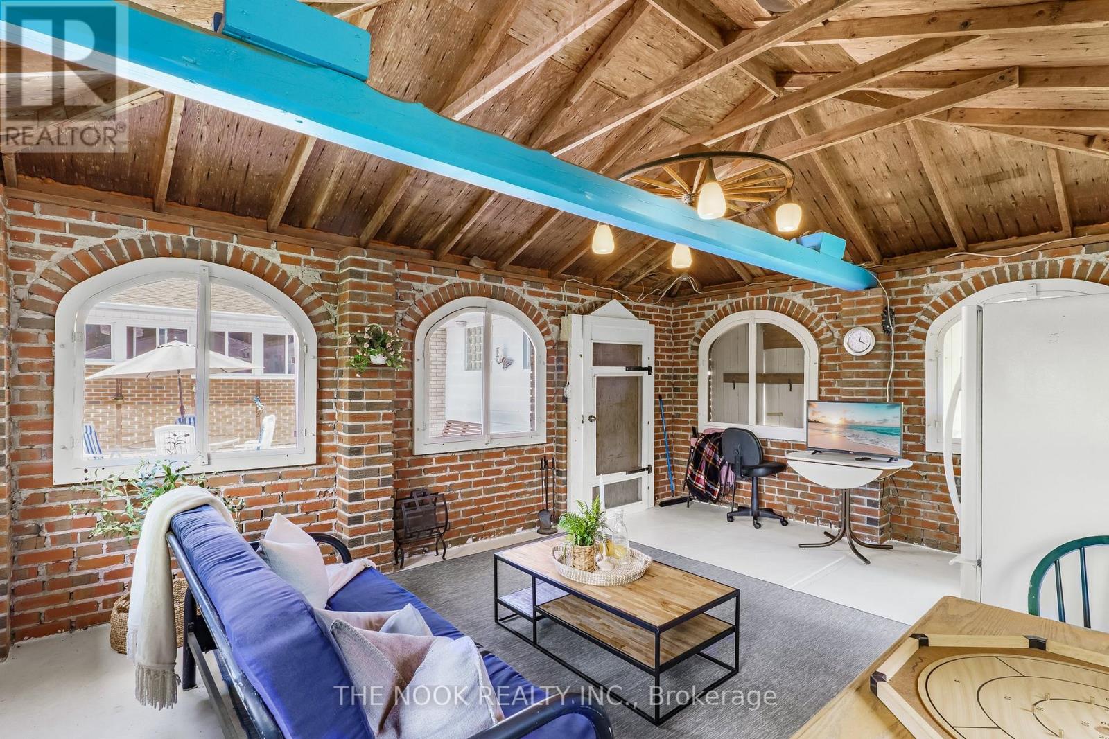 201 Ski Hill Road, Kawartha Lakes, Ontario  L0A 1A0 - Photo 26 - X12407708