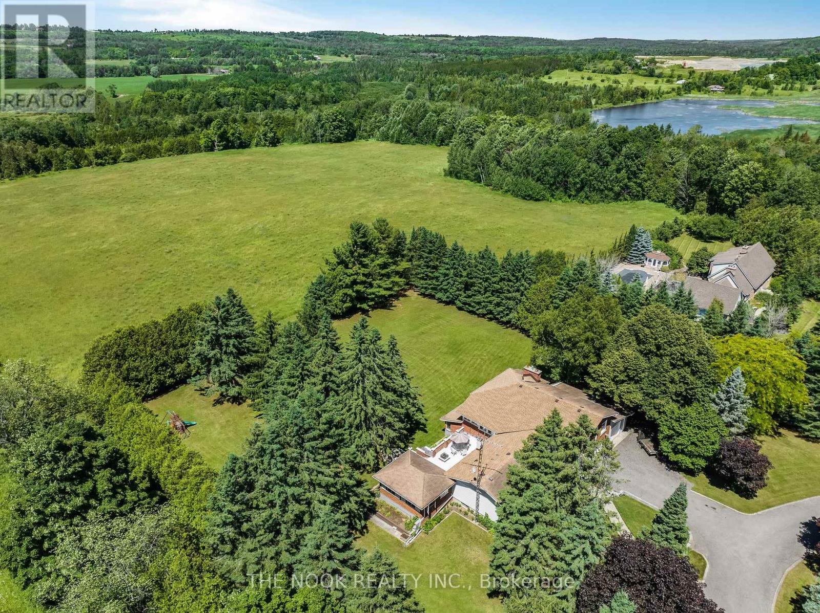 201 Ski Hill Road, Kawartha Lakes, Ontario  L0A 1A0 - Photo 32 - X12407708