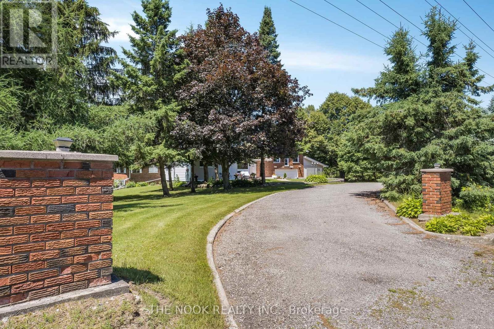 201 Ski Hill Road, Kawartha Lakes, Ontario  L0A 1A0 - Photo 4 - X12407708