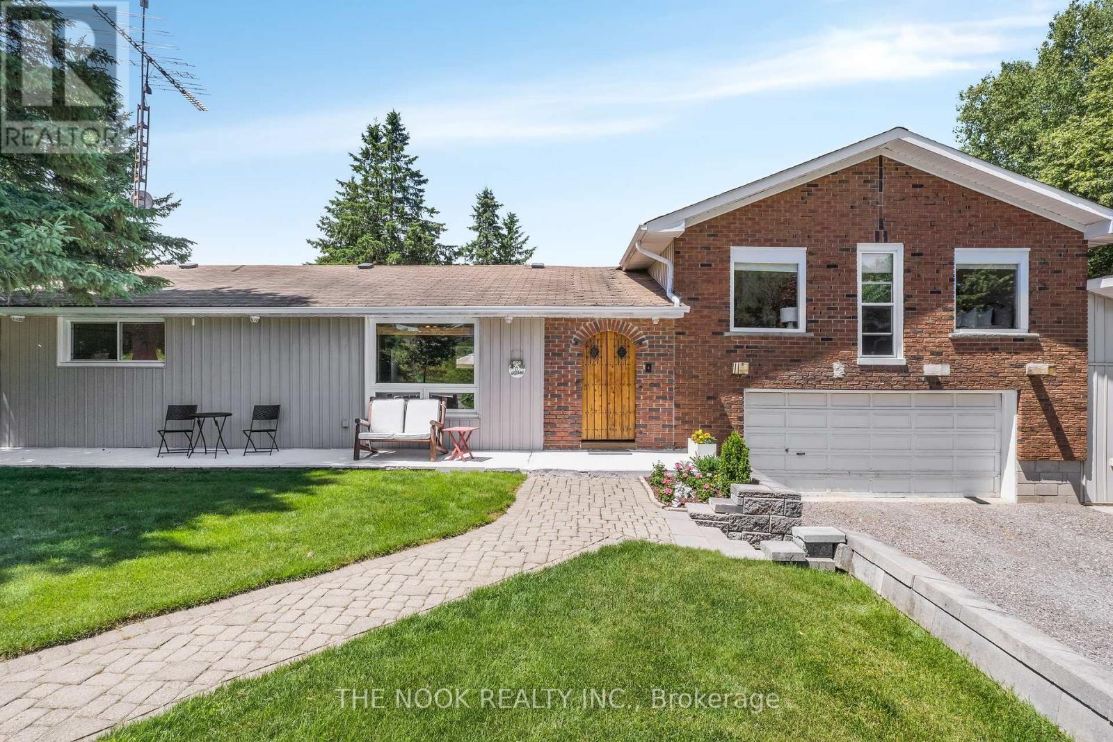 201 Ski Hill Road, Kawartha Lakes, Ontario  L0A 1A0 - Photo 5 - X12407708