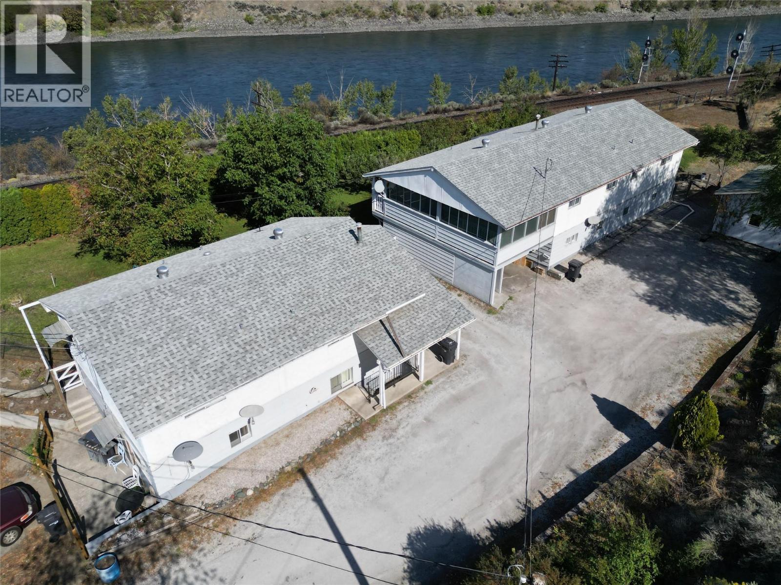 100 Barnes Street, Ashcroft, British Columbia  V0K 1A0 - Photo 1 - 10355448