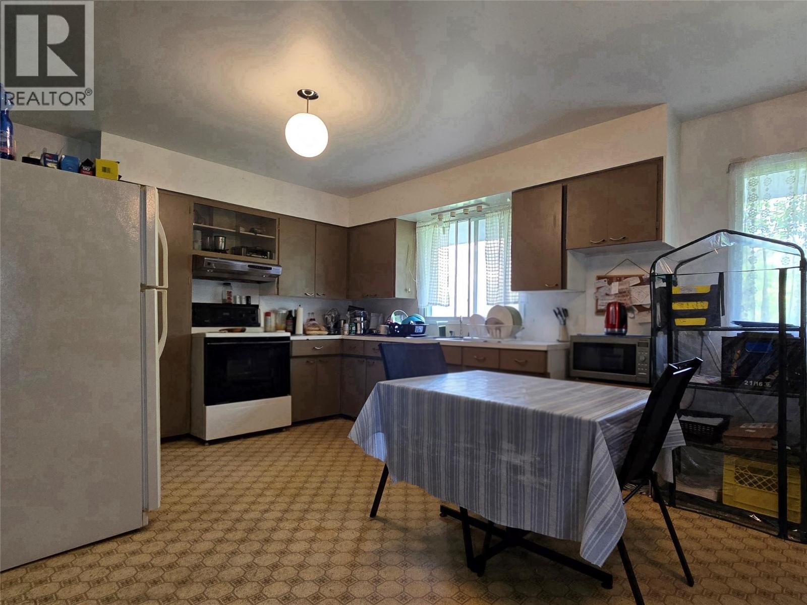 100 Barnes Street, Ashcroft, British Columbia  V0K 1A0 - Photo 4 - 10355448