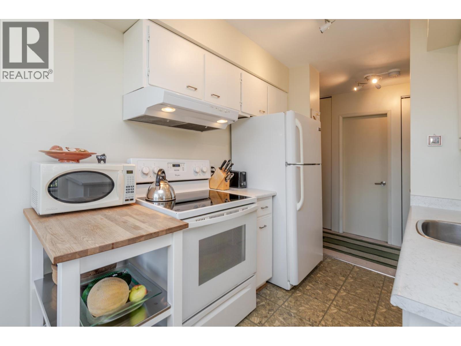 1004 1330 Harwood Street, Vancouver, British Columbia  V6E 1S8 - Photo 10 - R3048480