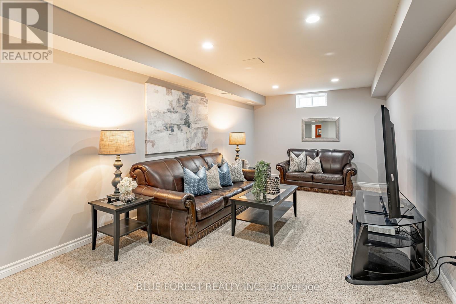 49 Parkview Drive, Thames Centre, Ontario  N0L 1G2 - Photo 21 - X12407707