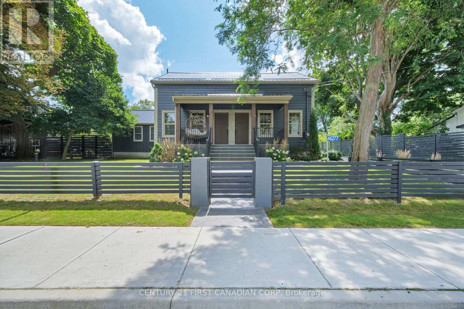 46277 Sparta Line, Central Elgin, Ontario  N5P 3S8 - Photo 1 - X12407717