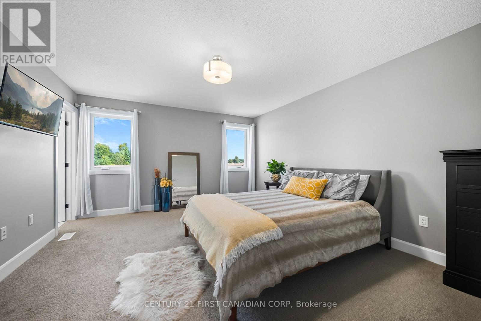 146 Gilmour Drive, Lucan Biddulph, Ontario  N0M 2J0 - Photo 17 - X12407814