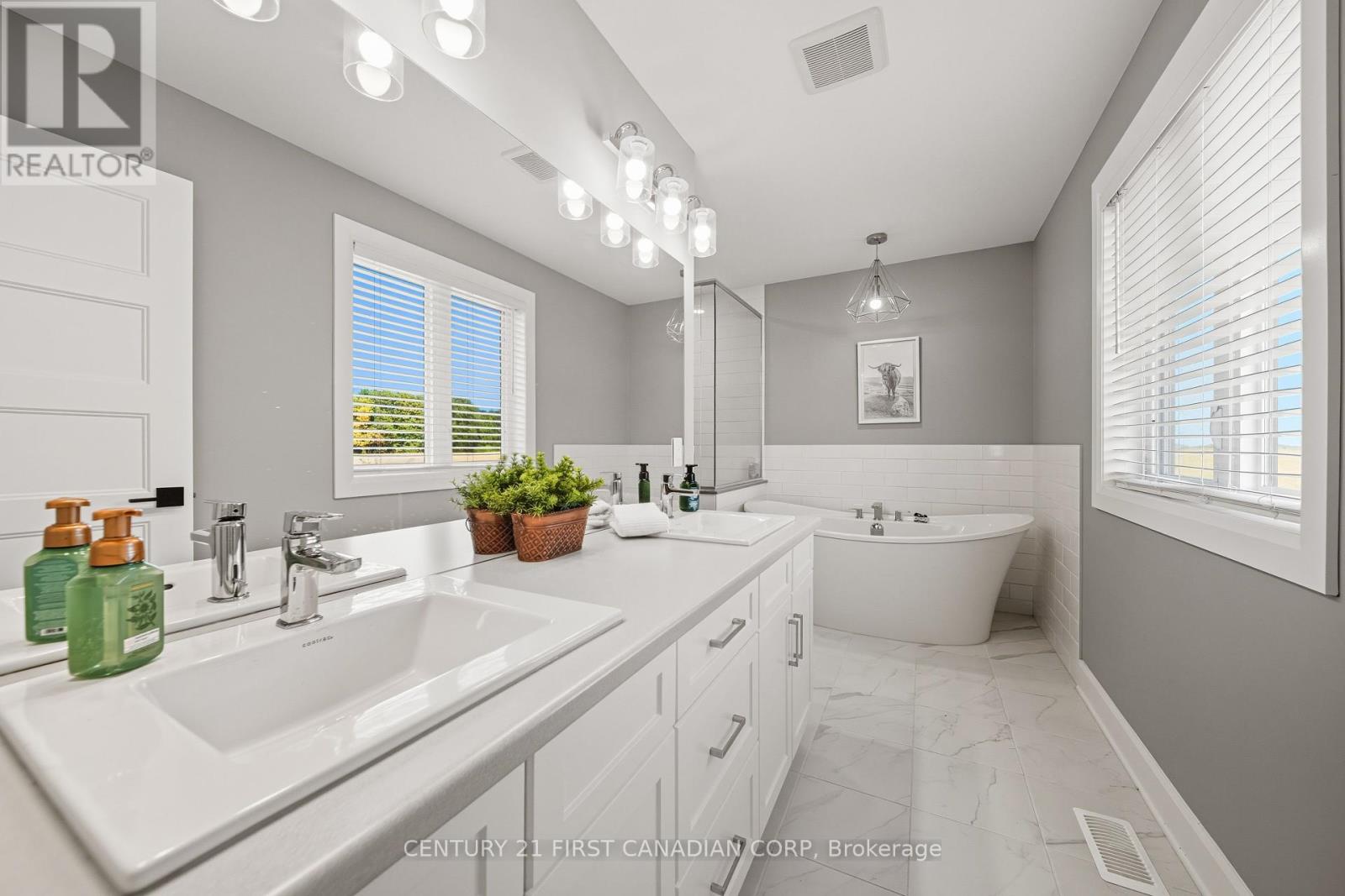 146 Gilmour Drive, Lucan Biddulph, Ontario  N0M 2J0 - Photo 21 - X12407814