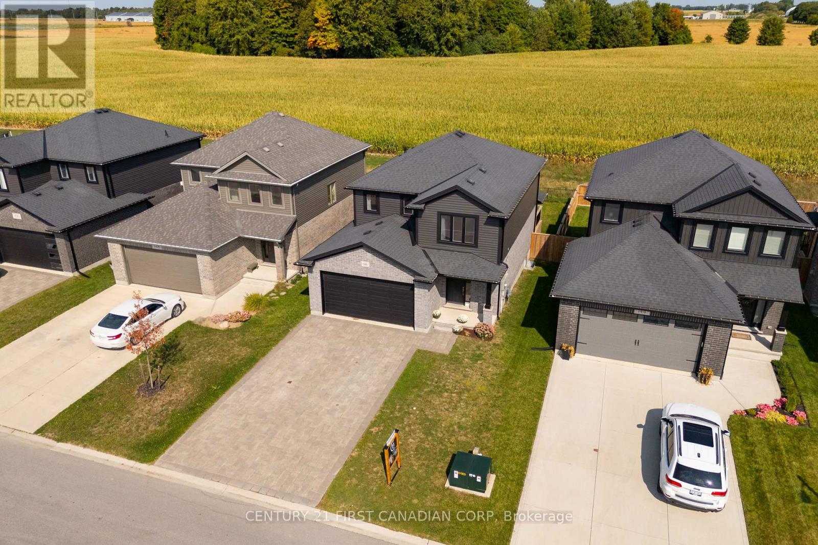 146 Gilmour Drive, Lucan Biddulph, Ontario  N0M 2J0 - Photo 38 - X12407814