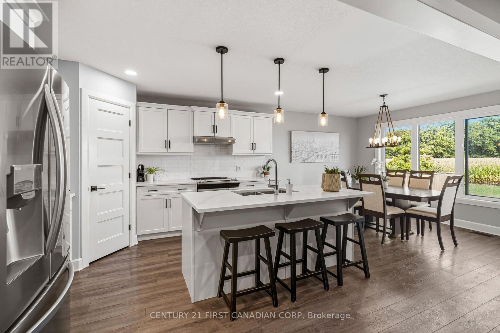 146 Gilmour Drive, Lucan Biddulph, Ontario  N0M 2J0 - Photo 7 - X12407814