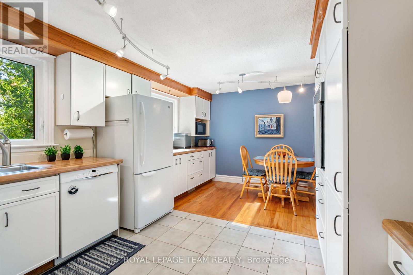 11 Sutton Drive, Edwardsburgh/cardinal, Ontario  K0E 1T1 - Photo 13 - X12407724