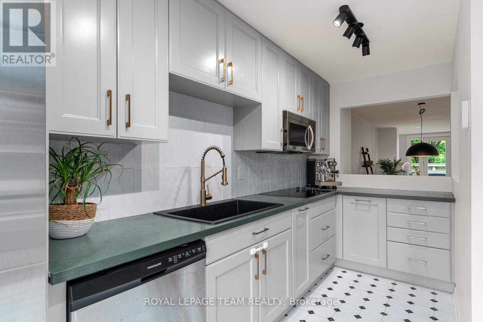 26 - 20 Charlevoix Street, Ottawa, Ontario  K1L 8K5 - Photo 15 - X12407752