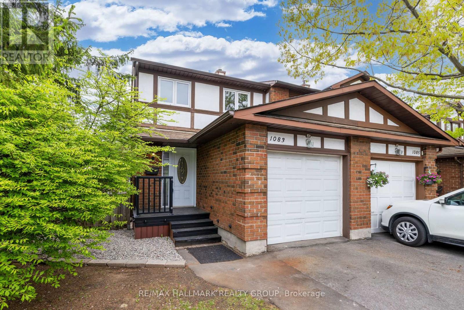 1083 Millwood Court, Ottawa, Ontario  K1C 3E9 - Photo 2 - X12407785