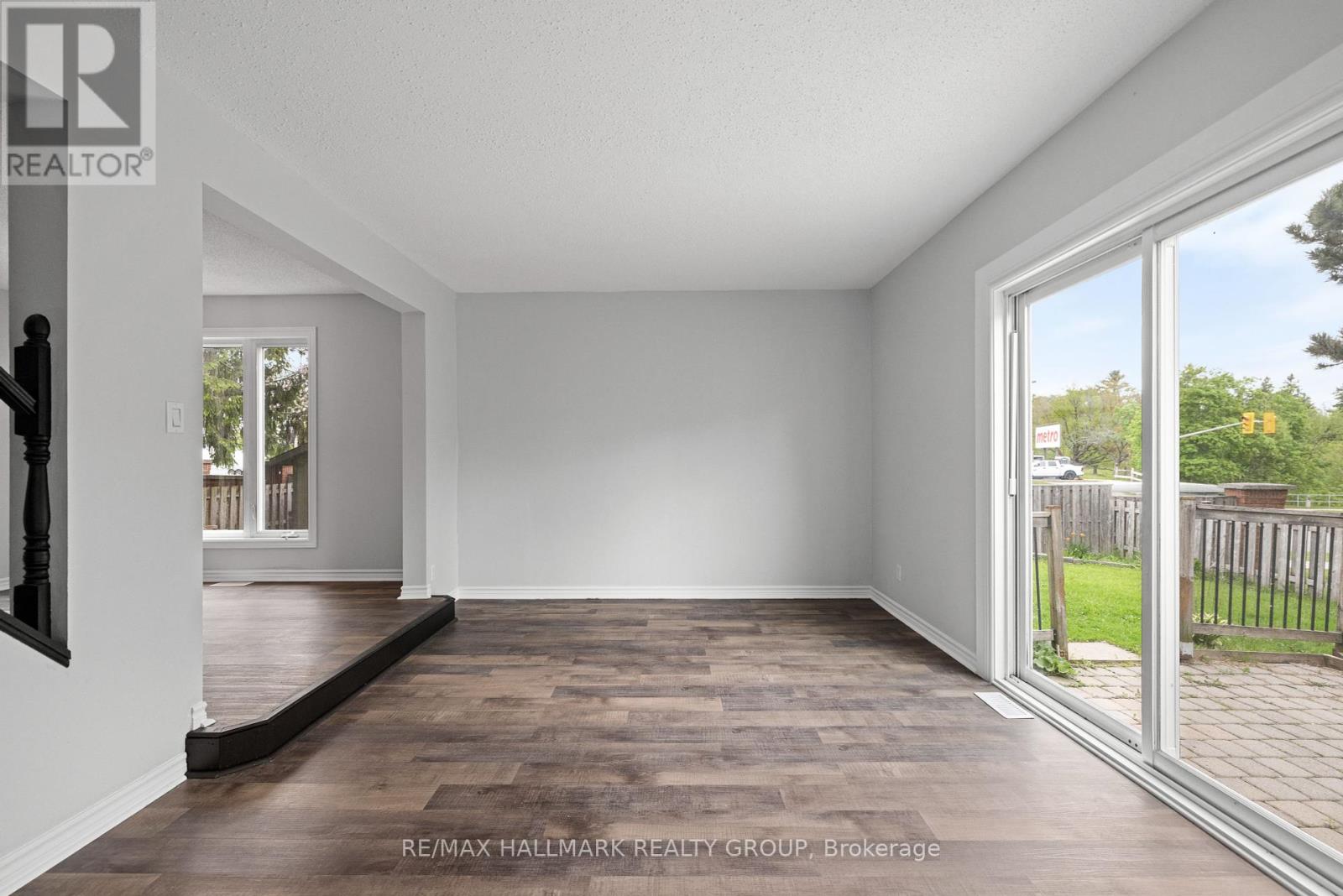 1083 Millwood Court, Ottawa, Ontario  K1C 3E9 - Photo 21 - X12407785