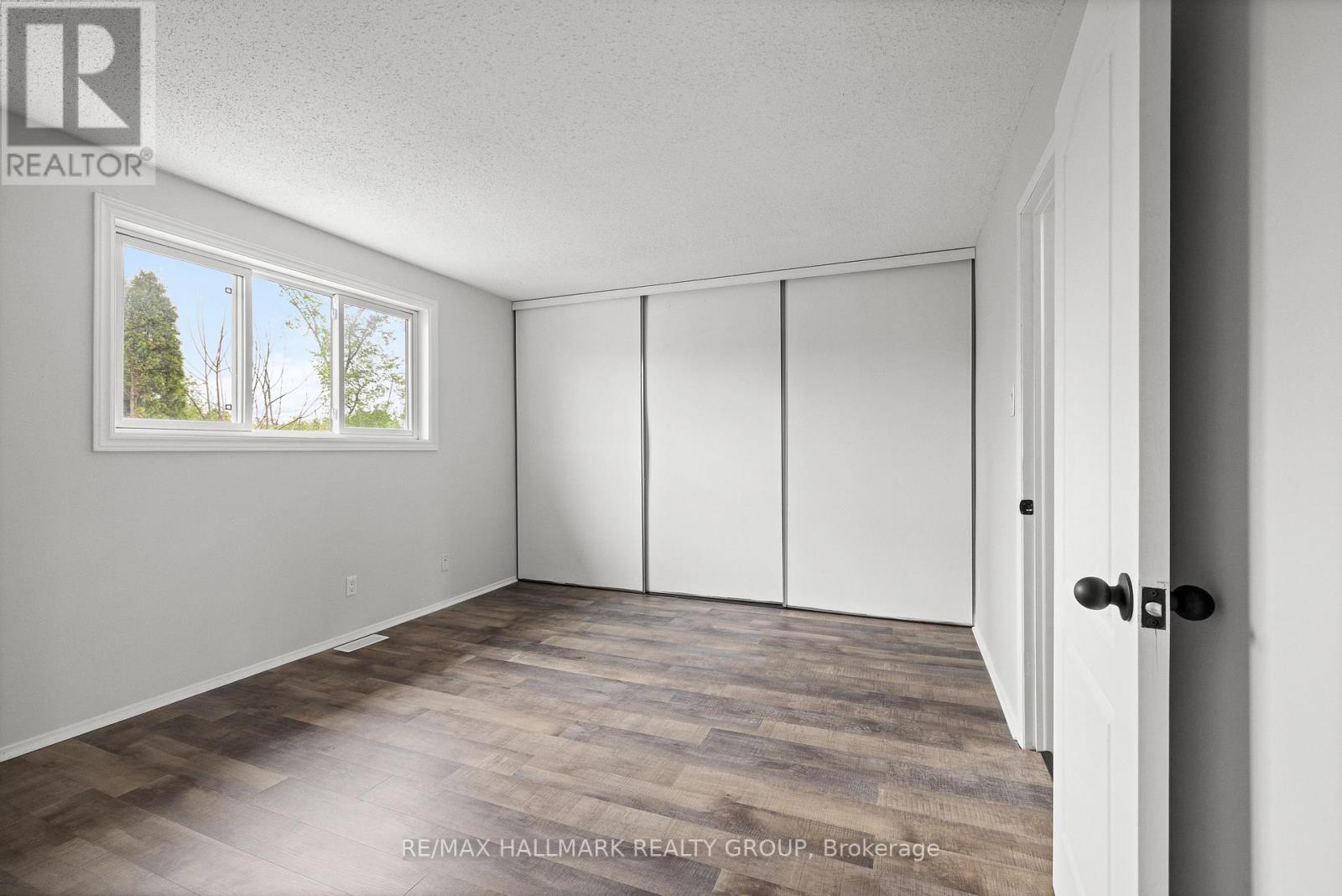 1083 Millwood Court, Ottawa, Ontario  K1C 3E9 - Photo 27 - X12407785