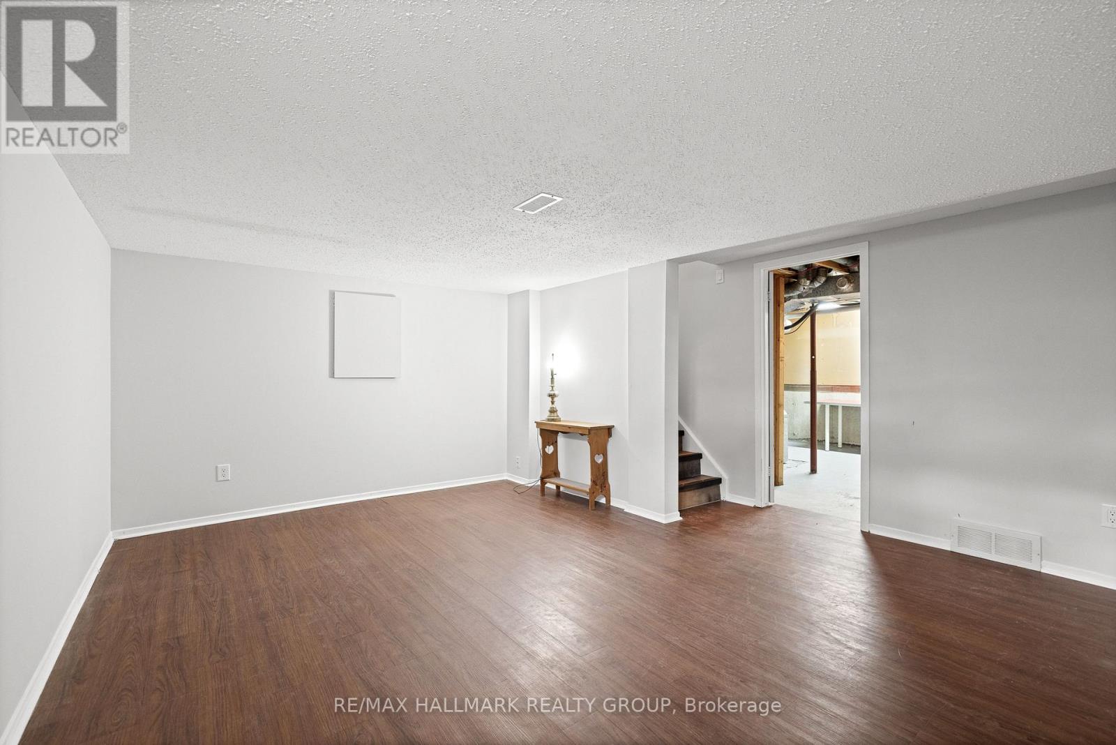 1083 Millwood Court, Ottawa, Ontario  K1C 3E9 - Photo 35 - X12407785