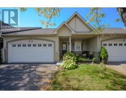 18 - 212 STONEHENGE DRIVE, Hamilton, Ontario