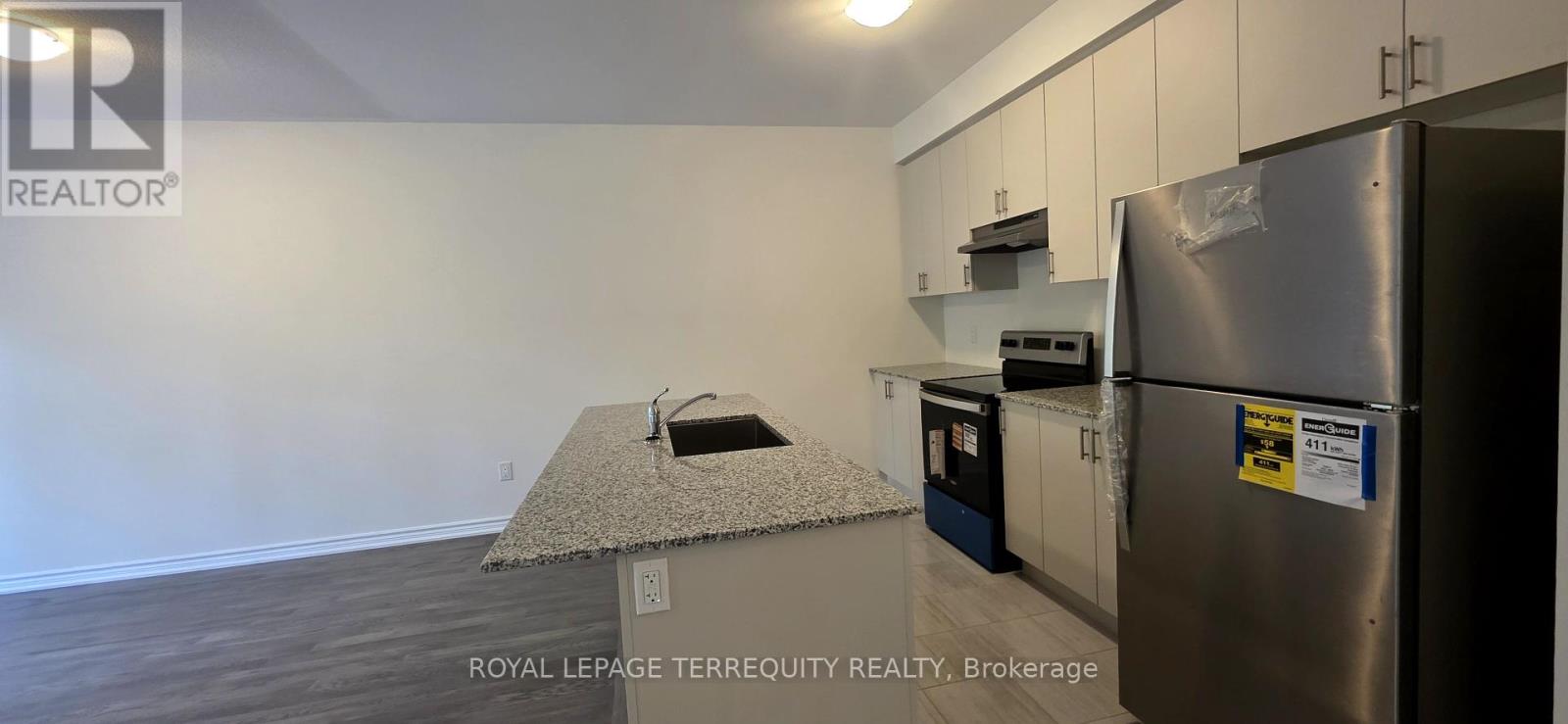 69 Hillcroft Way, Kawartha Lakes, Ontario  K0M 1A0 - Photo 6 - X12337293