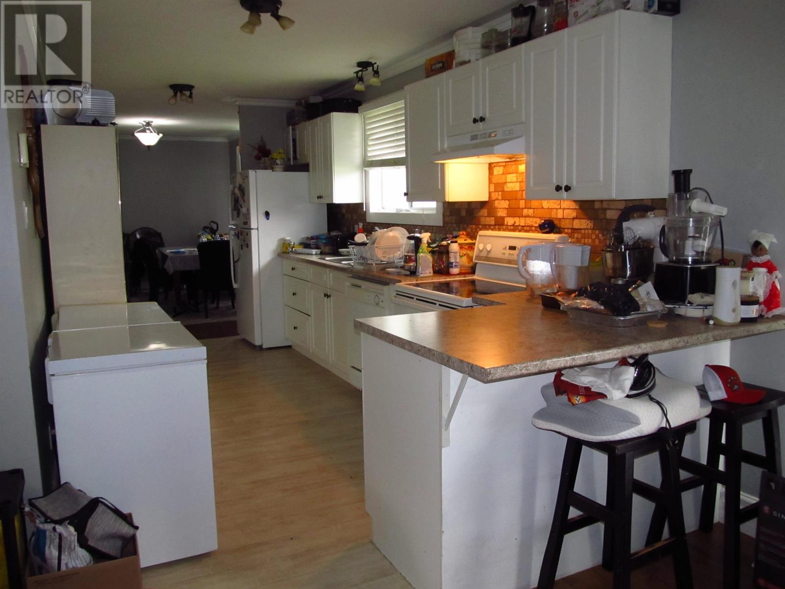 108 Queen St, Longlac, Ontario  P0T 2A0 - Photo 11 - TB252956