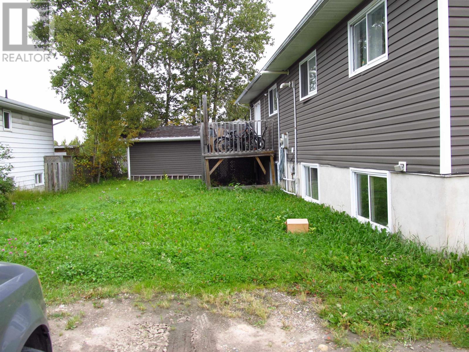 108 Queen St, Longlac, Ontario  P0T 2A0 - Photo 3 - TB252956